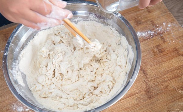 饺子面用冷水还是温水和面