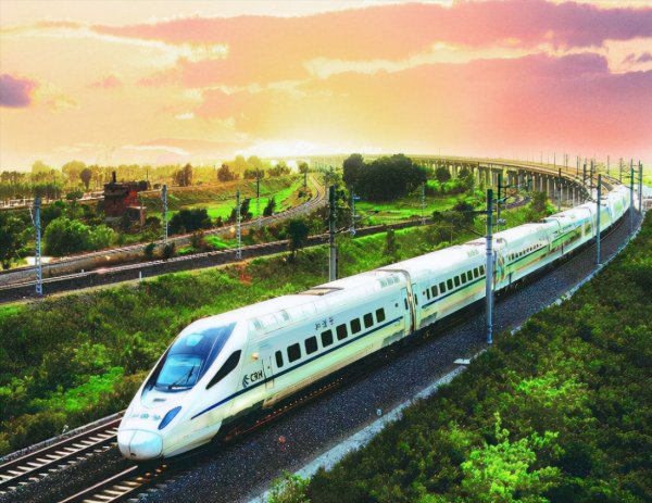 高铁晚上几点停运