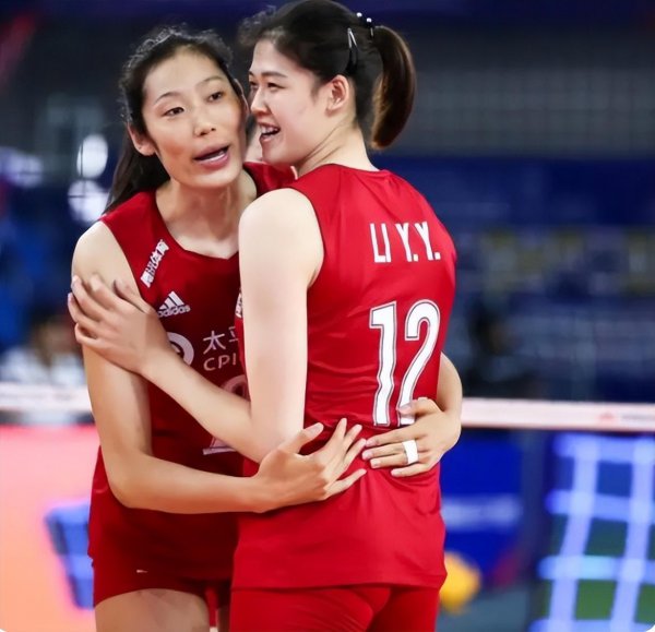 女排李盈莹简历