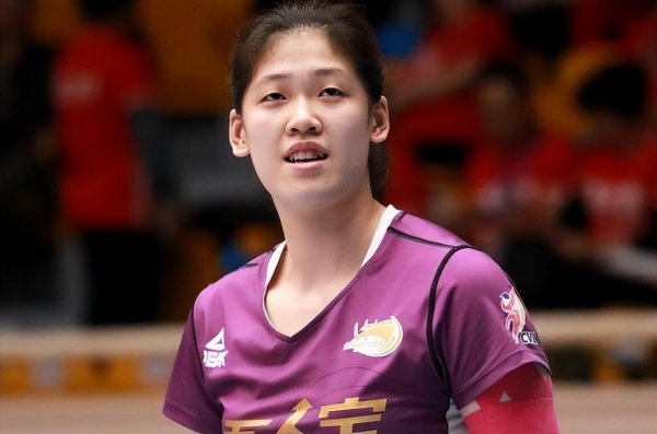 女排李盈莹简历