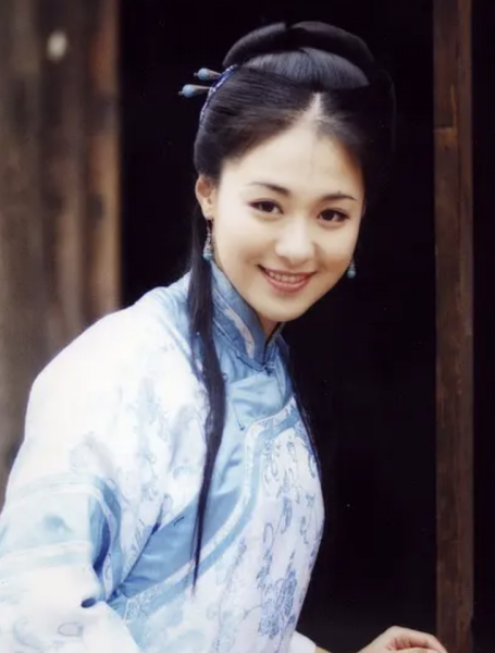 演员沈傲君的两任老公是谁