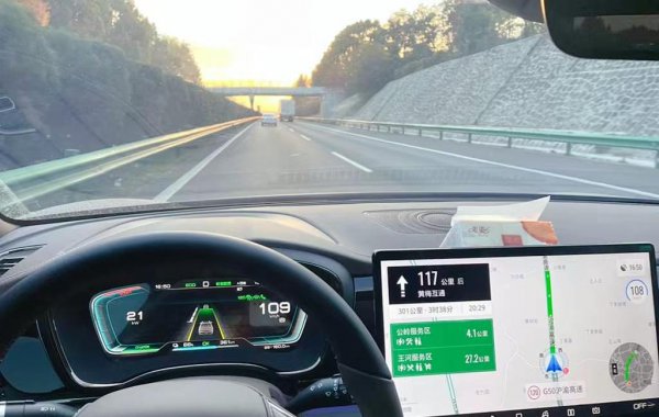 上牌费一般是多少钱一个