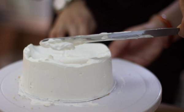 乳脂奶油和动物奶油哪个健康更好吃