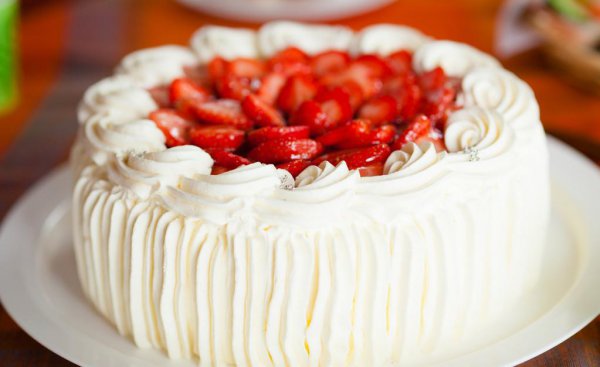 乳脂奶油和动物奶油哪个健康更好吃