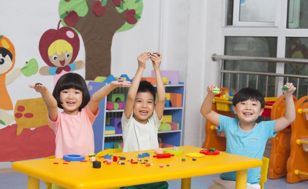 幼儿园和小学的区别是什么