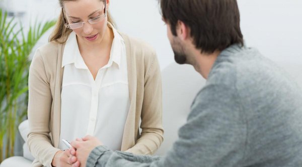 如何开导一个抑郁的人