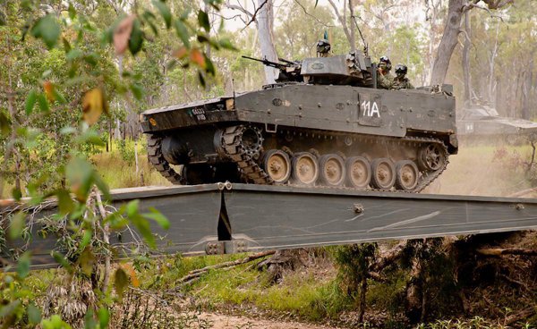 新加坡有中国一个县大吗