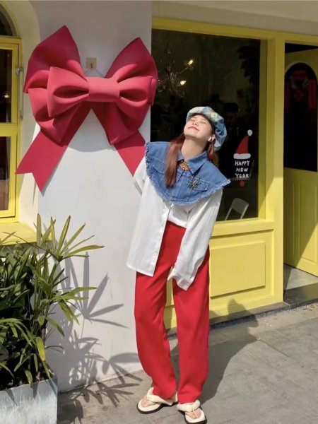 红色裤子配什么颜色最搭