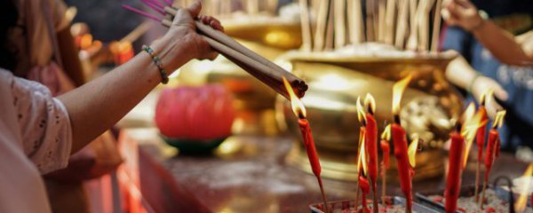 过年什么时候摆供品