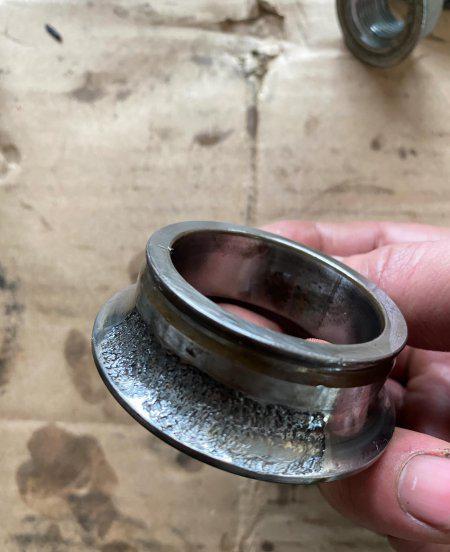 差速器的作用及组成