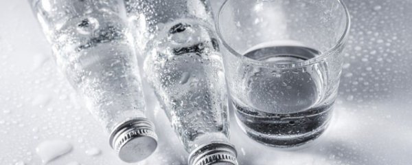 想在水杯上刻字刻什么字