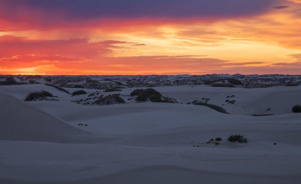 查日苏草原几月份好玩