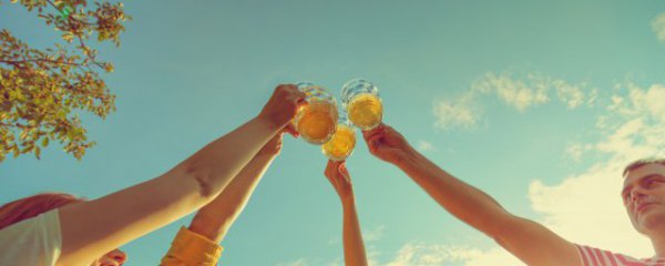 用啤酒洗脸的正确方法