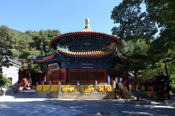 谭拓寺所处位置及历史简介