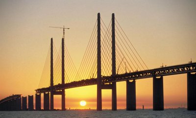 项目经理年薪一般多少 项目部经理工资一般一个月多少钱