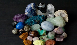 男朋友本命年送黑曜石吗 男朋友本命年送黑曜石合适吗