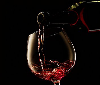 红酒保质期10年过了十年还能喝吗 红酒有保质期吗