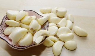 蒜时间长了发黄能吃吗 蒜时间长了发黄能不能吃