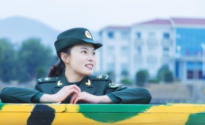 女生当兵好吗 过来人建议女大学生当兵的六大好处