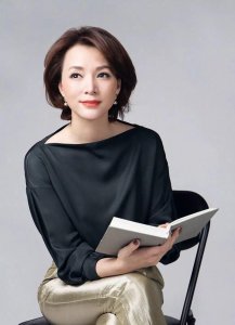 适合女人看的书提高修养的女性书籍 看什么书提升气质