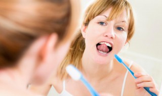 睡前刷牙的好处和坏处 睡前刷牙有哪些好处和坏处