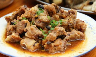 蒸排骨怎么做好吃不腥 蒸排骨的烹饪方法