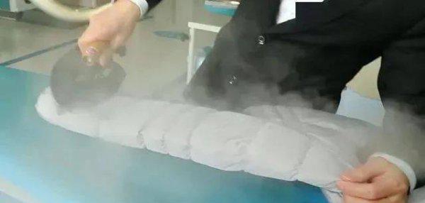 在家清洗羽绒服的最好方法