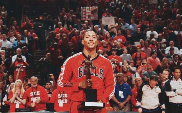 罗斯现在效力于哪支球队