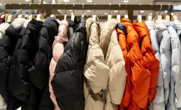 羽绒服怎么洗简单又干净