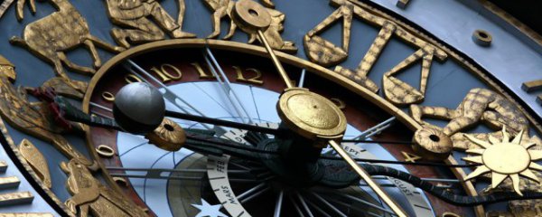 2023年属兔的适合戴什么