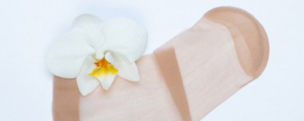 如何选择丝袜颜色