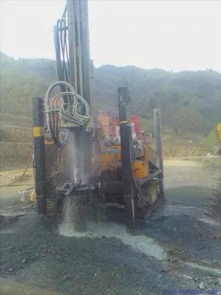 深水井一般要打多少米出水