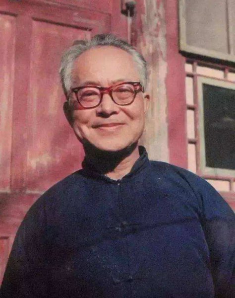 乡土文学之父指的是谁