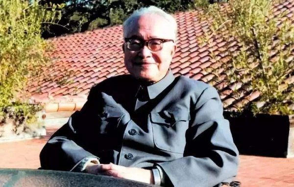 乡土文学之父指的是谁