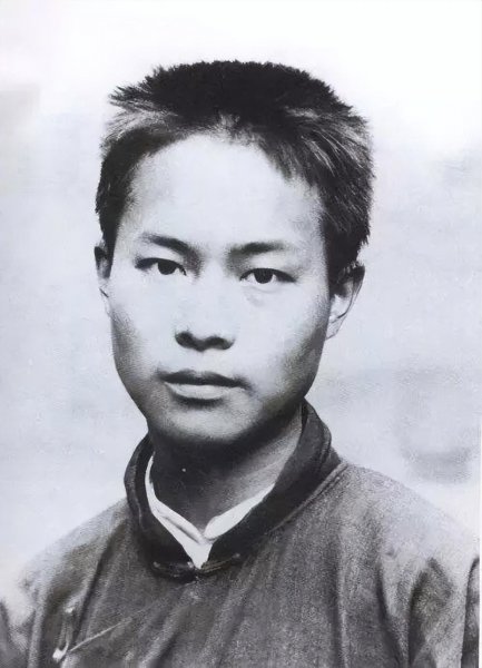 乡土文学之父指的是谁