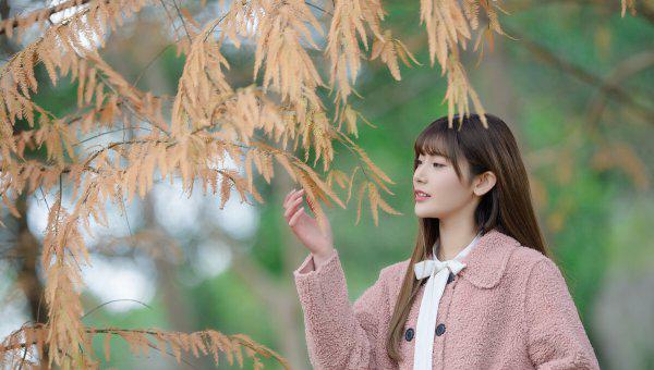 男生跟女生搞暧昧的表现有哪些