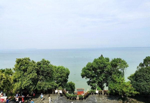 范仲淹的岳阳楼记多少字