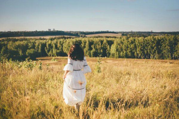 屁大点事就发朋友圈的女人说明啥