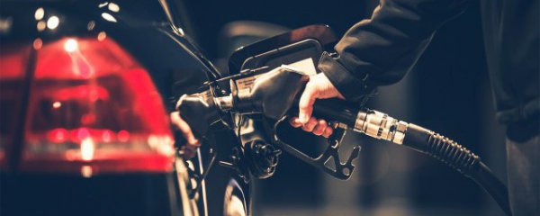 汽车冬天多久加油合适