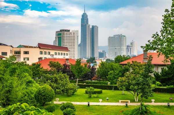 北纬37度中国哪个城市