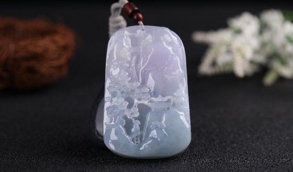 玉的真假泡在水里怎样