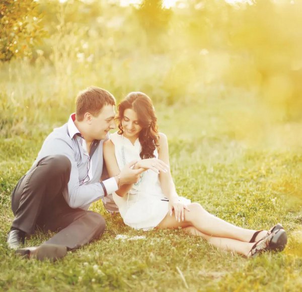 情侣之间晚上怎么增进感情