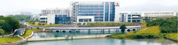 鸭鸭羽绒服产地在哪里