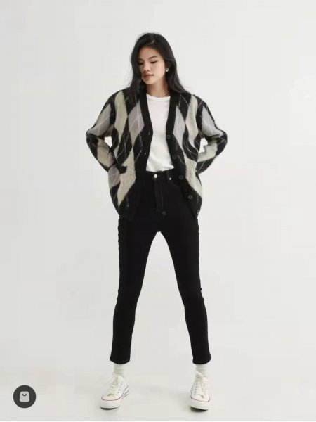 小脚裤适合穿什么鞋好看