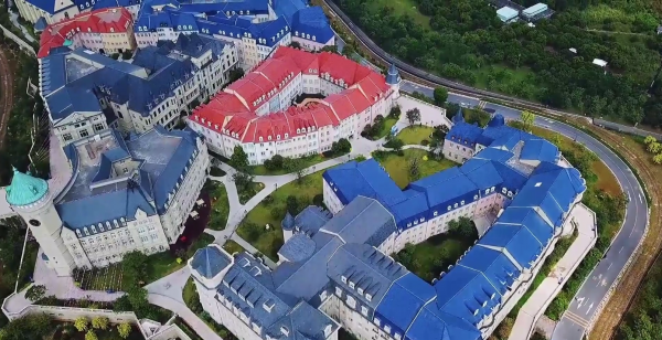 华为东莞松山湖基地位置