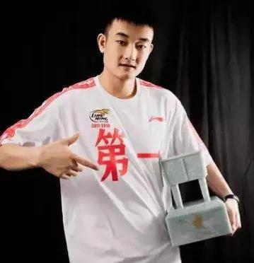 胆哥丛明晨个人资料简介