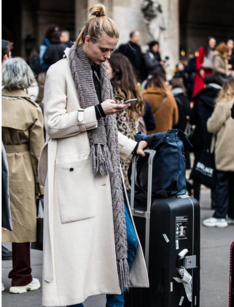 白鞋边氧化了发黄怎么能变白