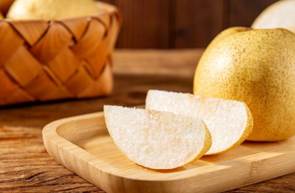 雪梨和皇冠梨一样吗