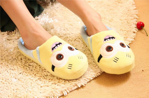 穿拖鞋脚为什么酸臭