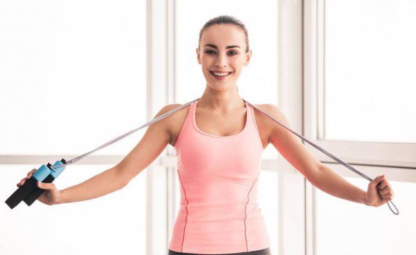 一天跳200个跳绳坚持一个月